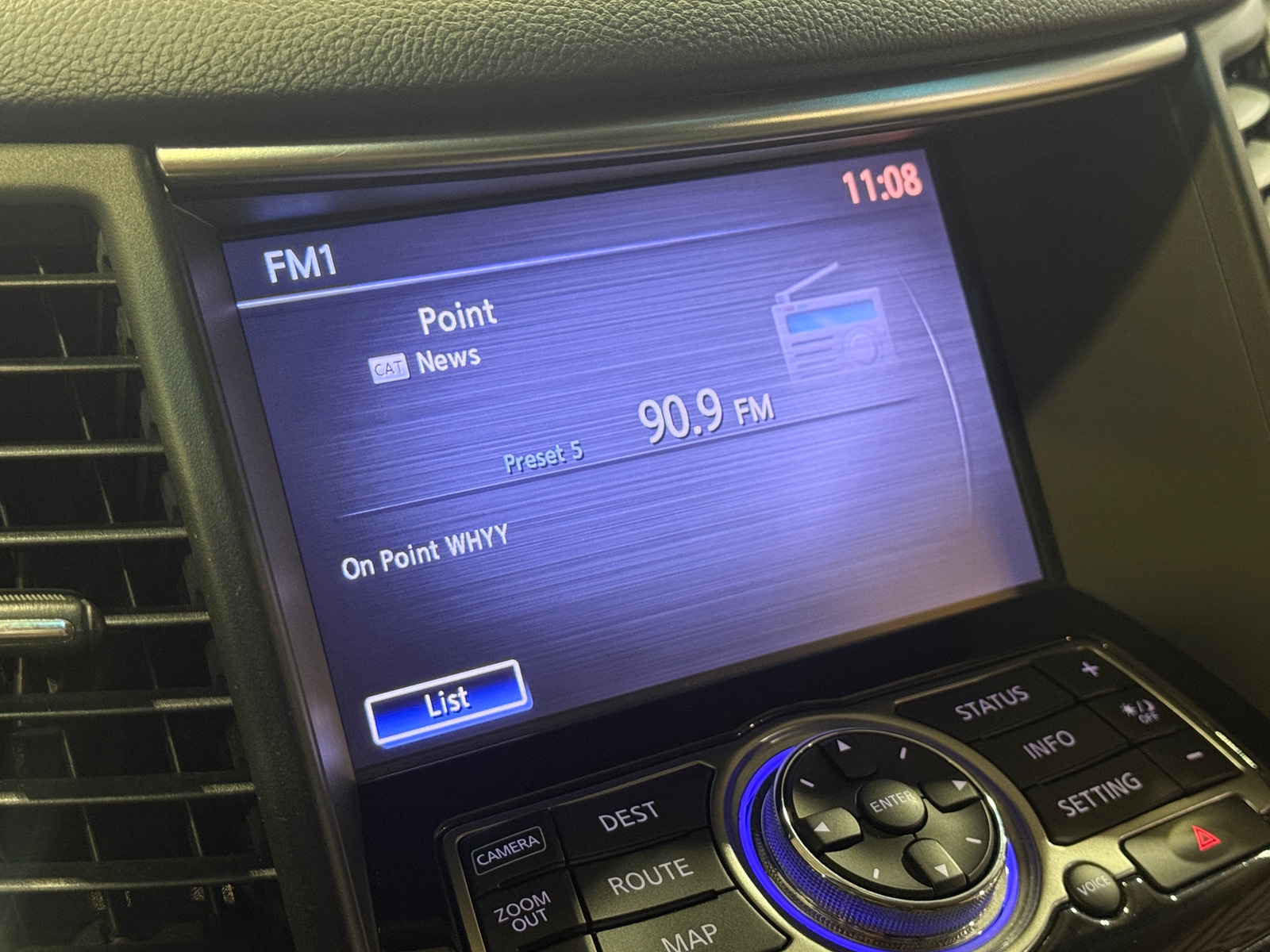Thumbnail: 2014 INFINITI QX70 - 3