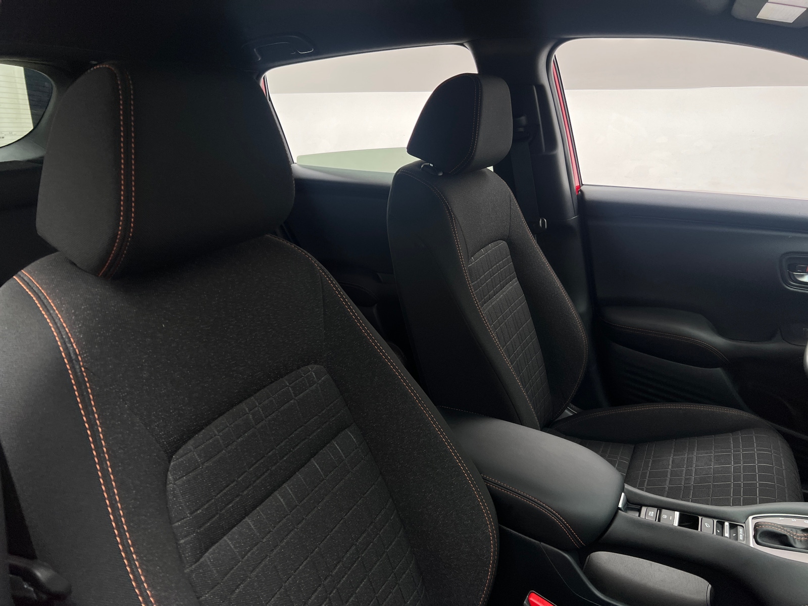 Thumbnail: 2024 Honda HR-V - 2