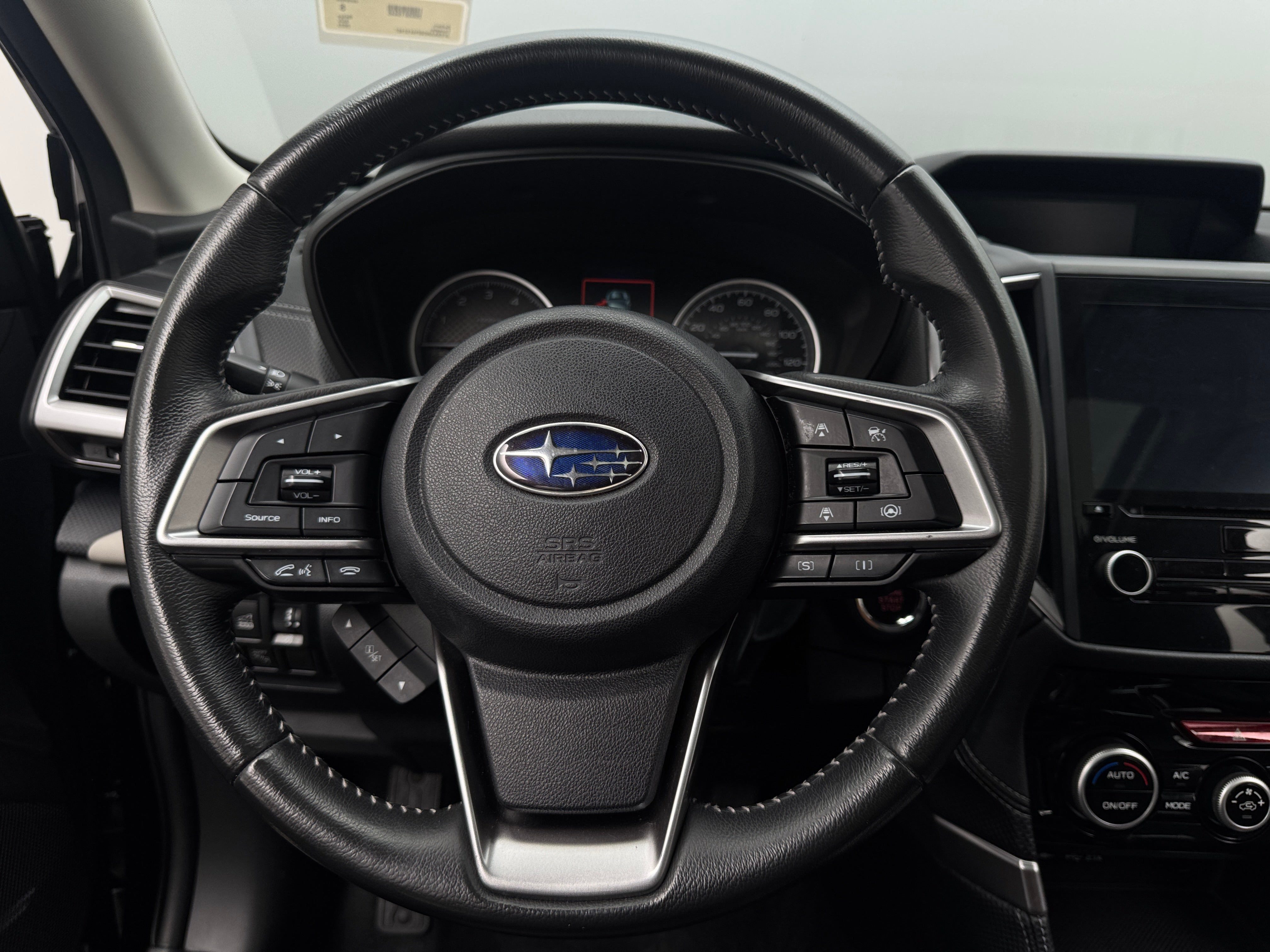 2023 Subaru Forester Limited - Photo 9