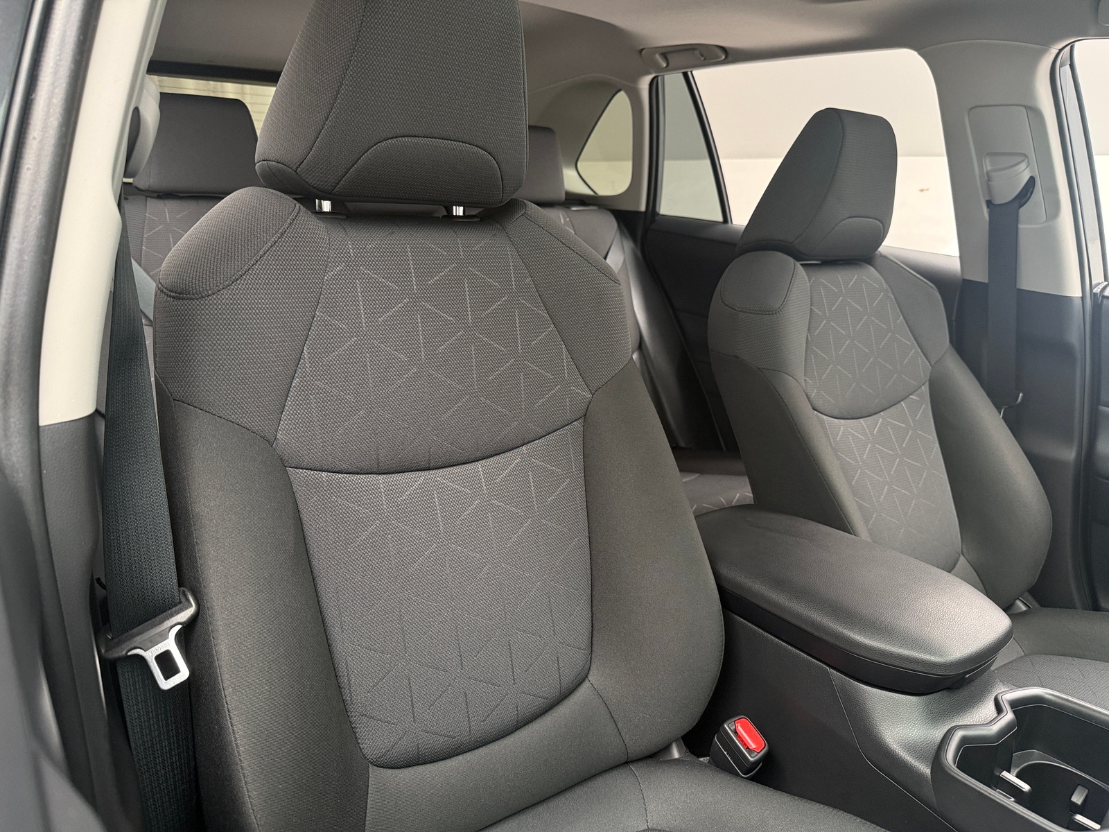 Thumbnail: 2025 Toyota RAV4 - 2