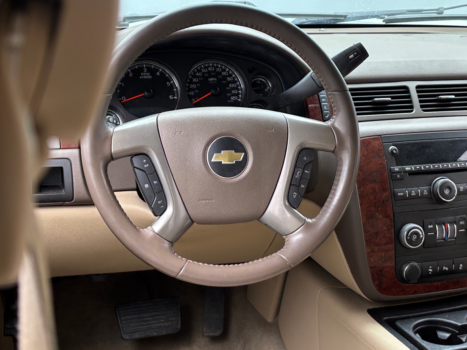 Thumbnail: 2014 Chevrolet Tahoe - 5