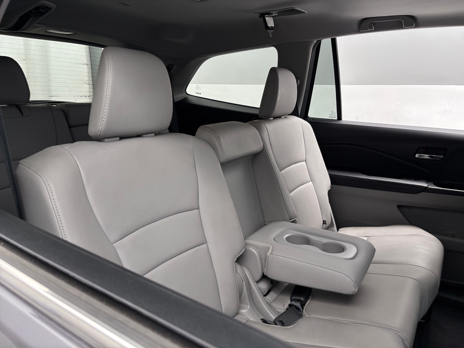Thumbnail: 2017 Honda Pilot - 5