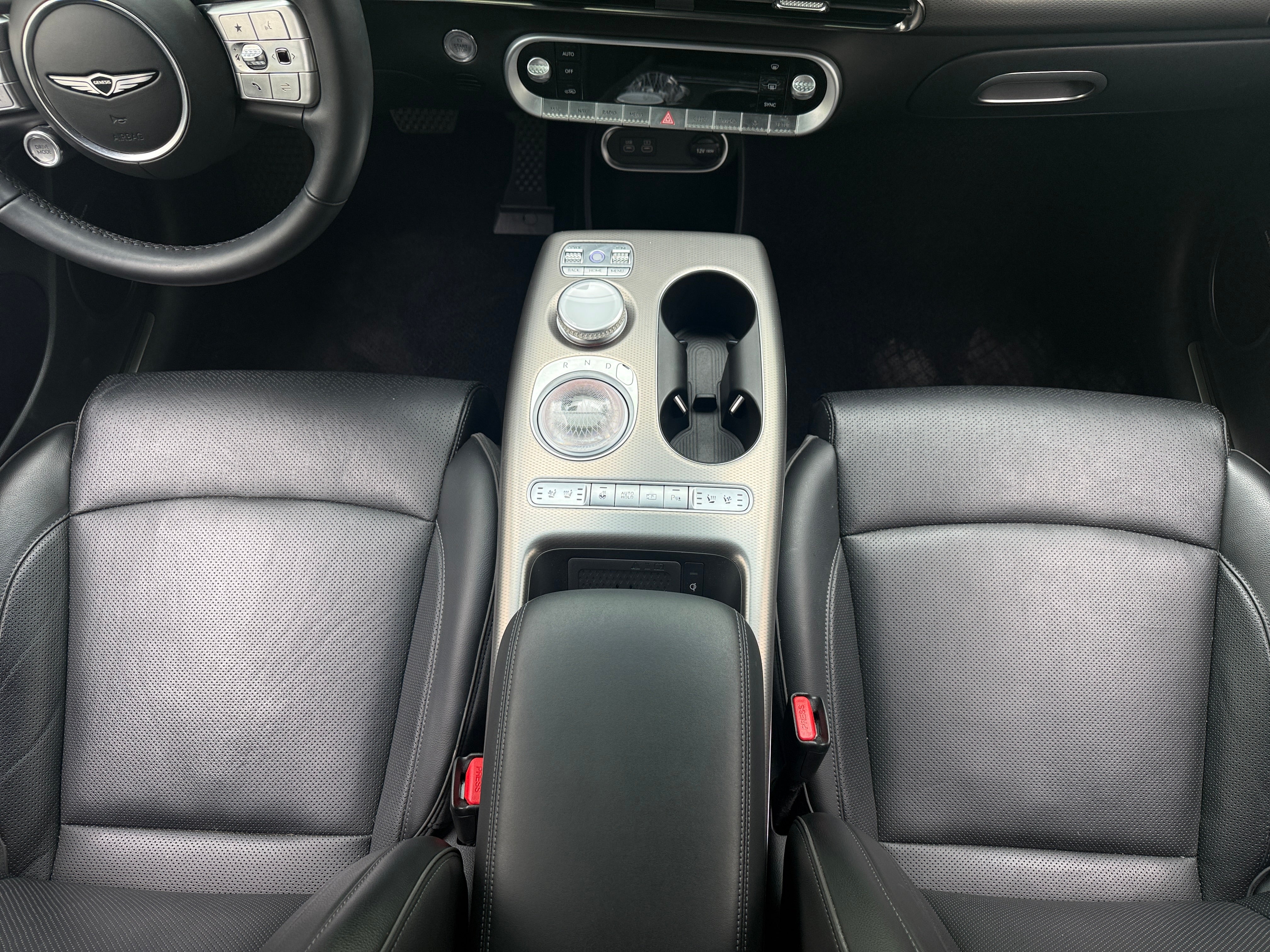Used 2023 GENESIS GV60 Advanced with VIN KMUKCDTC1PU005883 for sale in Oak Creek, WI