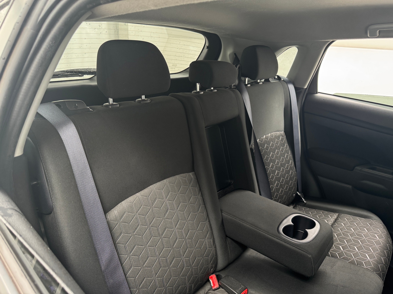 Thumbnail: 2023 Mitsubishi Outlander Sport - 6