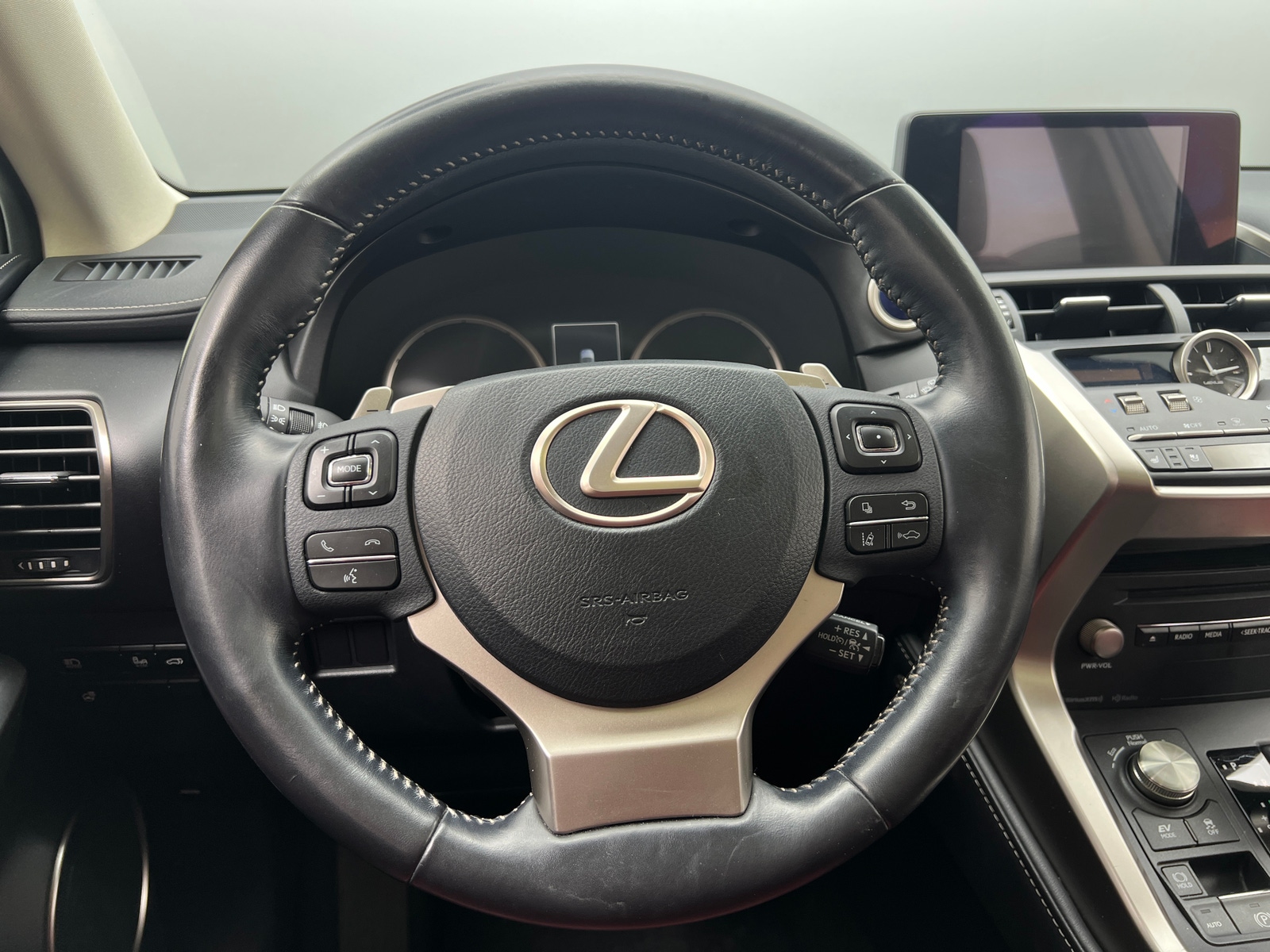 Thumbnail: 2020 Lexus NX - 4