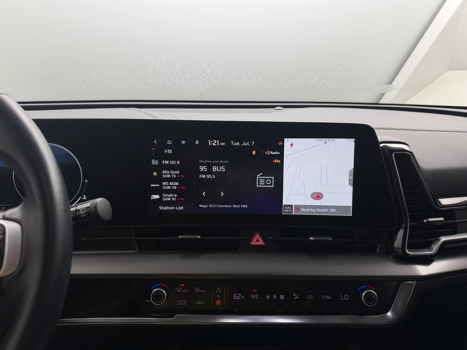 Thumbnail: 2023 Kia Sportage - 3