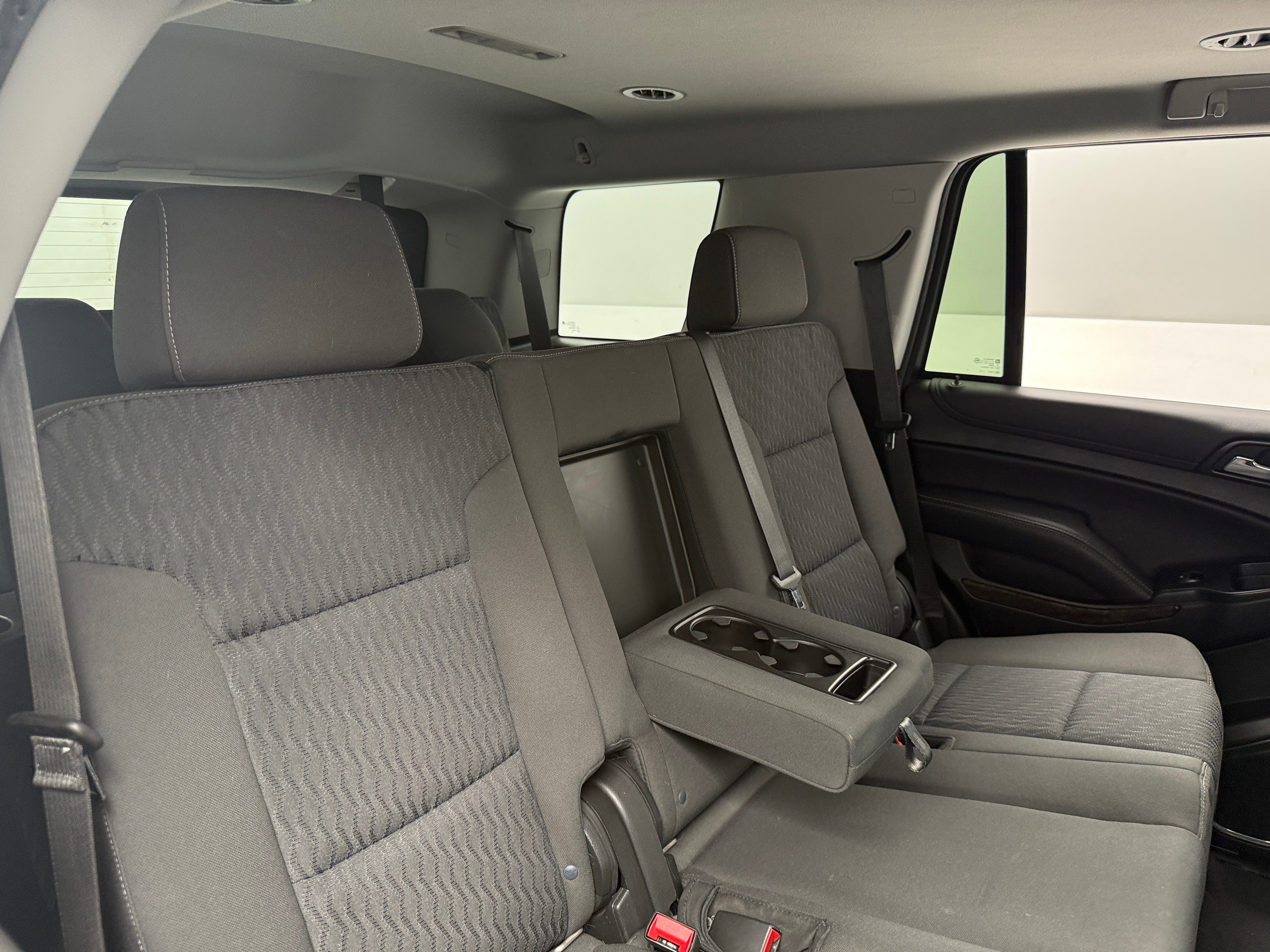 2020 Chevrolet Tahoe LS - Photo 4