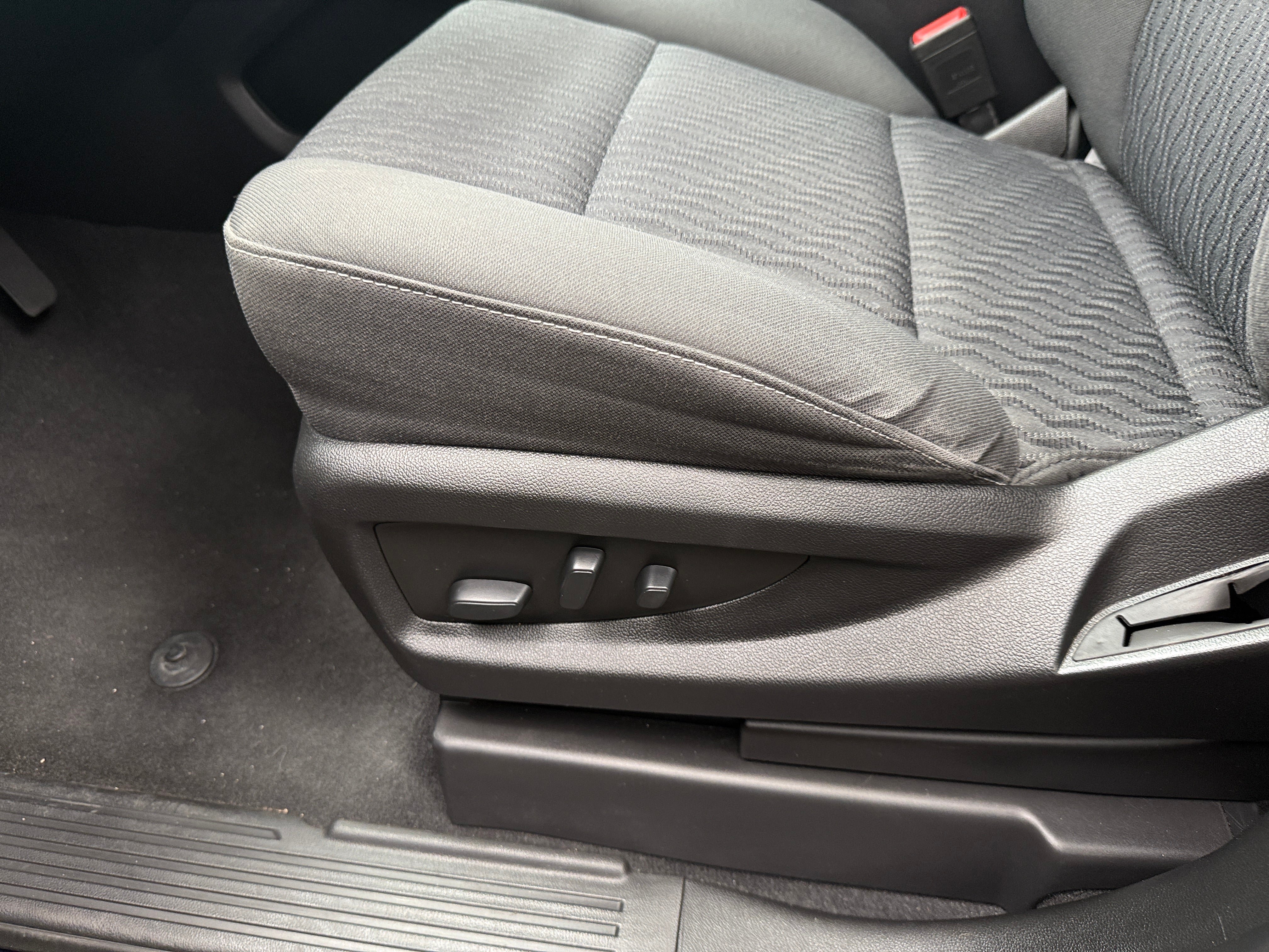 2020 Chevrolet Tahoe LS - Photo 3