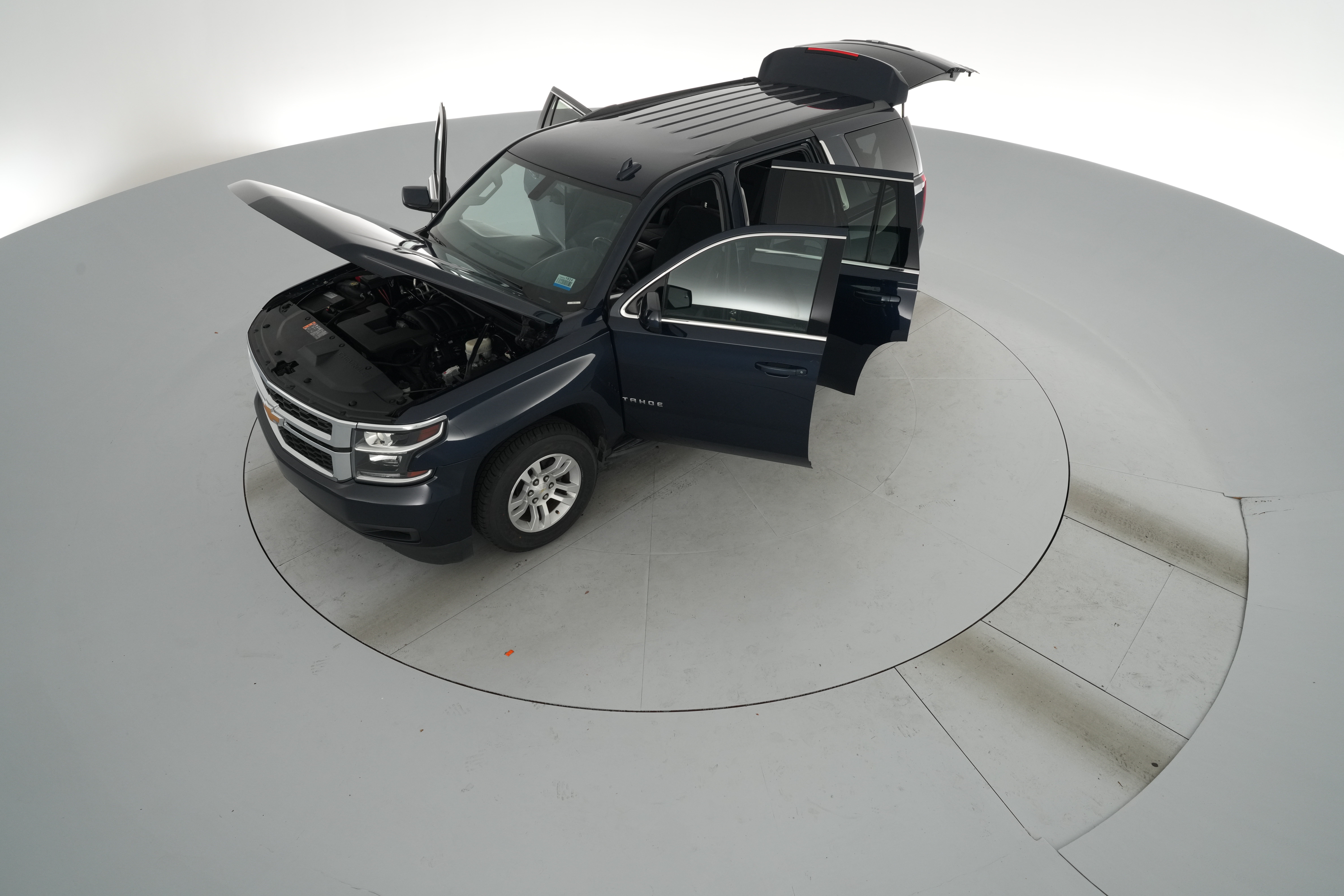 2020 Chevrolet Tahoe LS - Photo 41