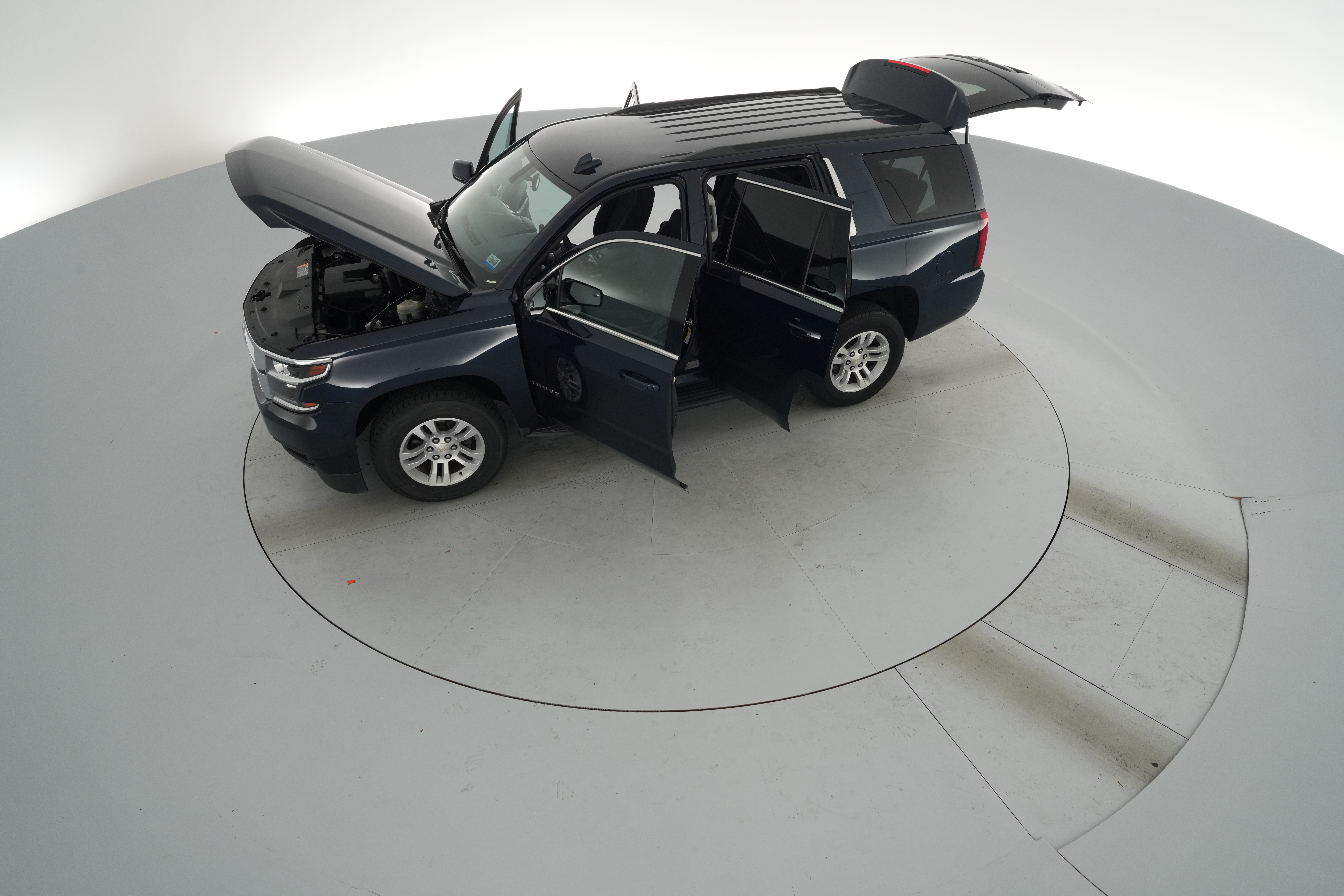 2020 Chevrolet Tahoe LS - Photo 42