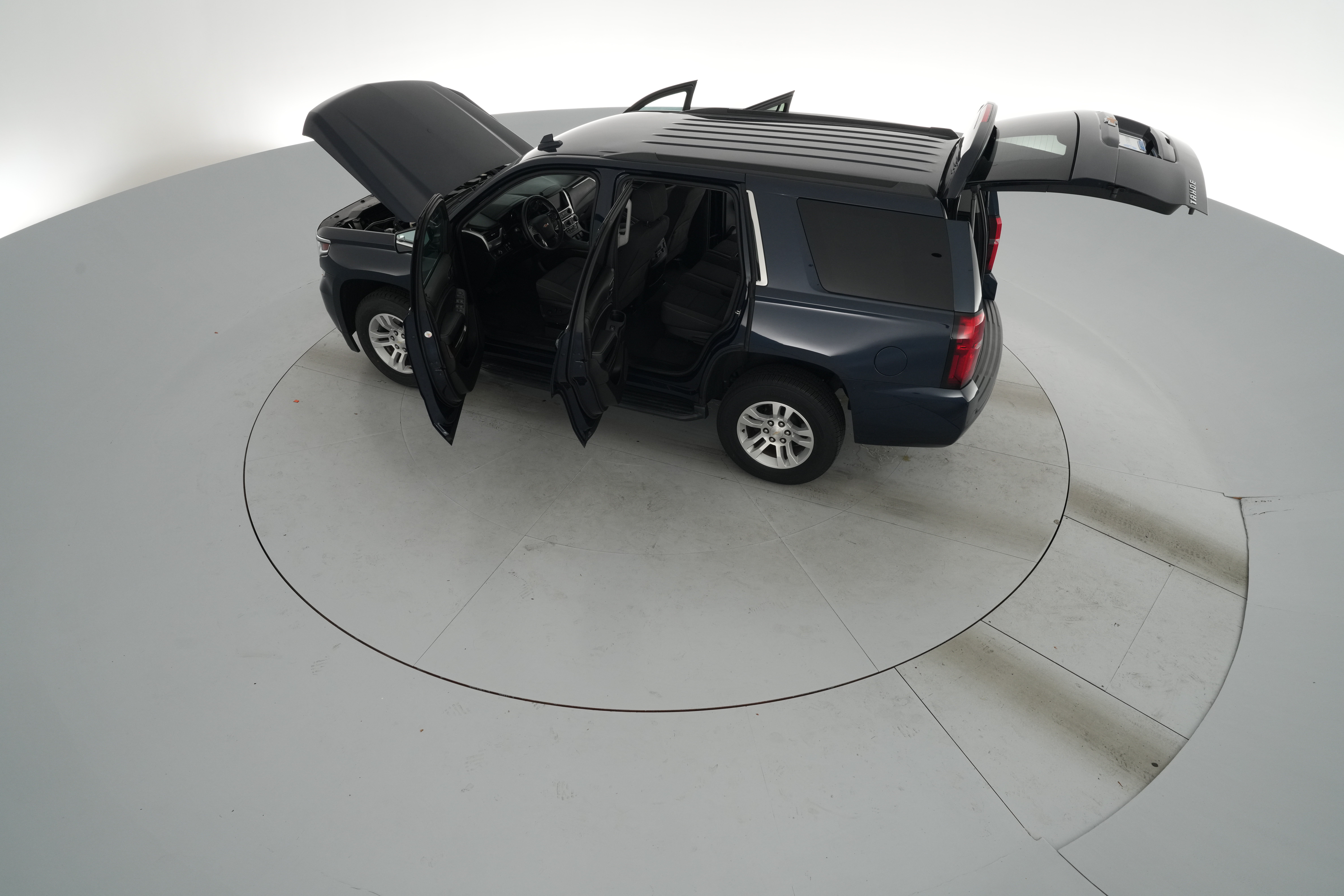 2020 Chevrolet Tahoe LS - Photo 44