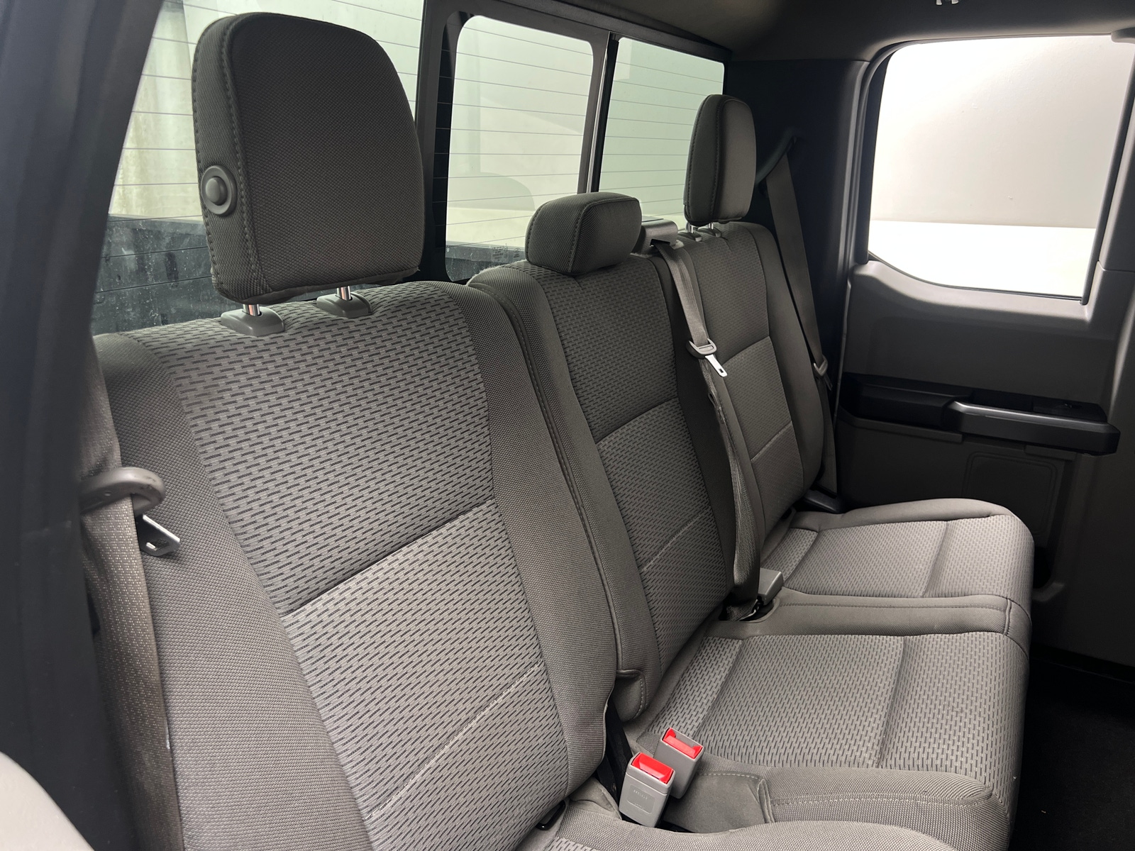 Thumbnail: 2018 Ford Econoline - 6