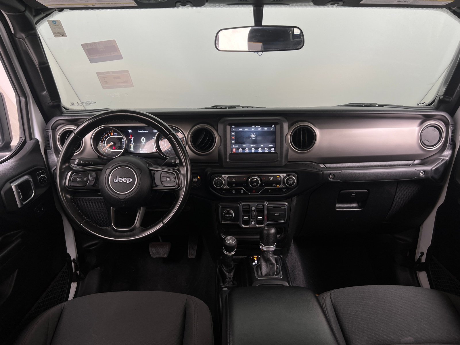 Thumbnail: 2021 Jeep Gladiator - 3