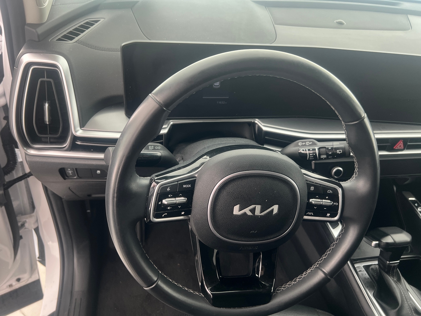 Thumbnail: 2024 Kia Sorento - 4
