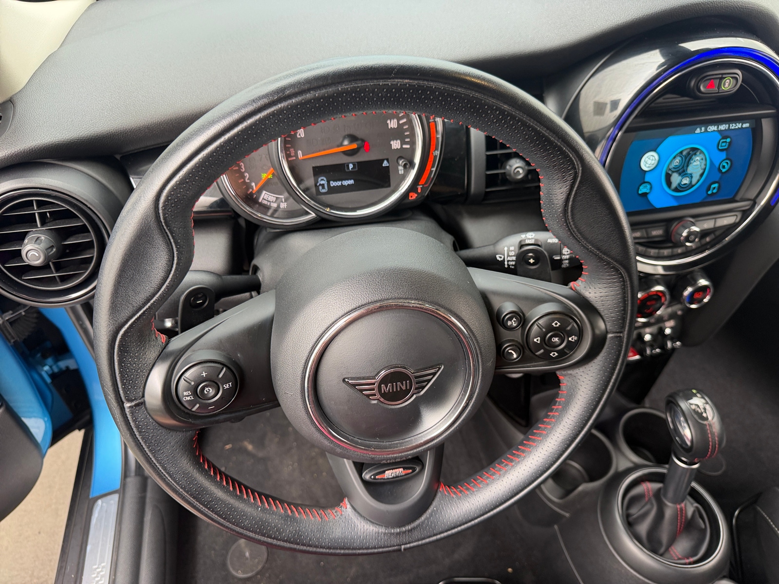 Thumbnail: 2019 MINI Cooper Hardtop - 4