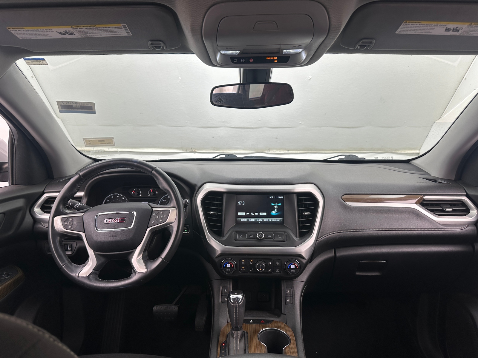 Thumbnail: 2019 GMC Acadia - 3