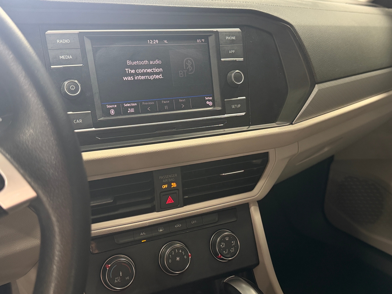 Thumbnail: 2019 Volkswagen Jetta - 4