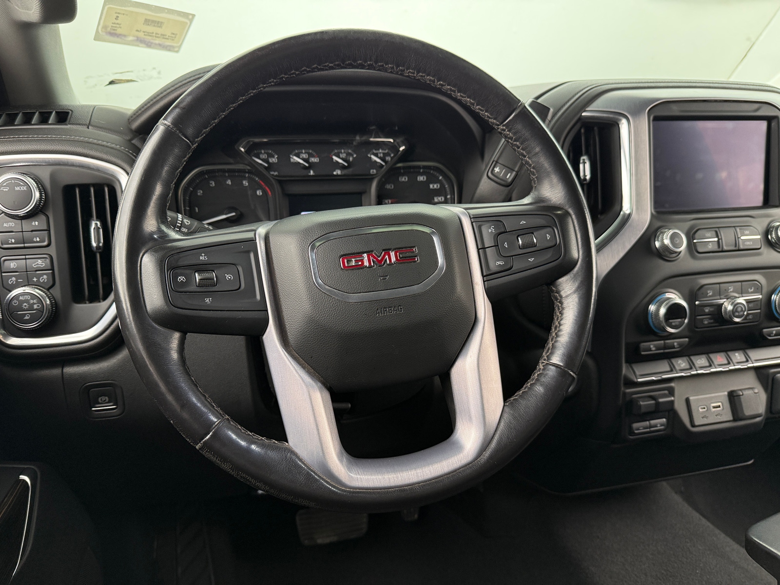 Thumbnail: 2022 GMC Sierra 2500 - 4