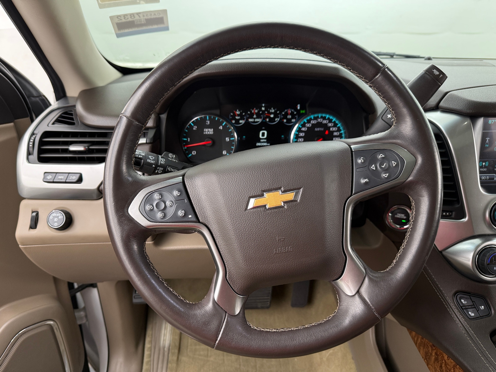 Thumbnail: 2019 Chevrolet Tahoe - 4