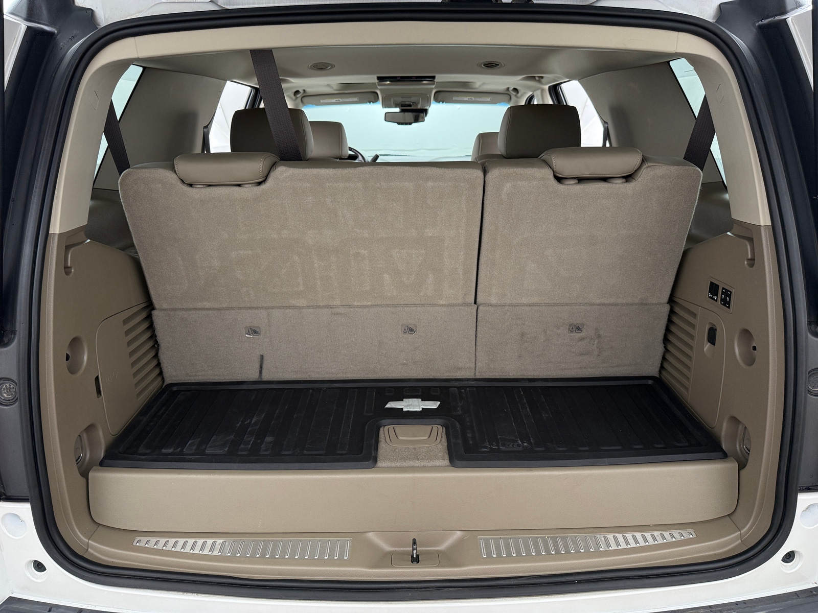 Thumbnail: 2019 Chevrolet Tahoe - 6