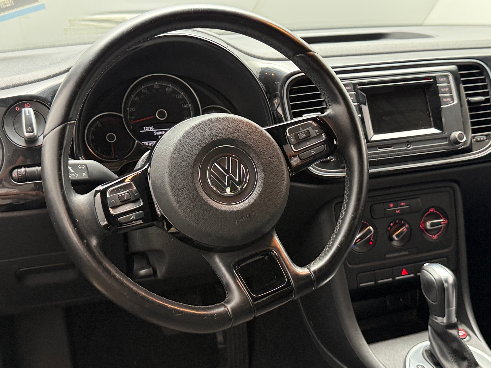 Thumbnail: 2019 Volkswagen Beetle - 5