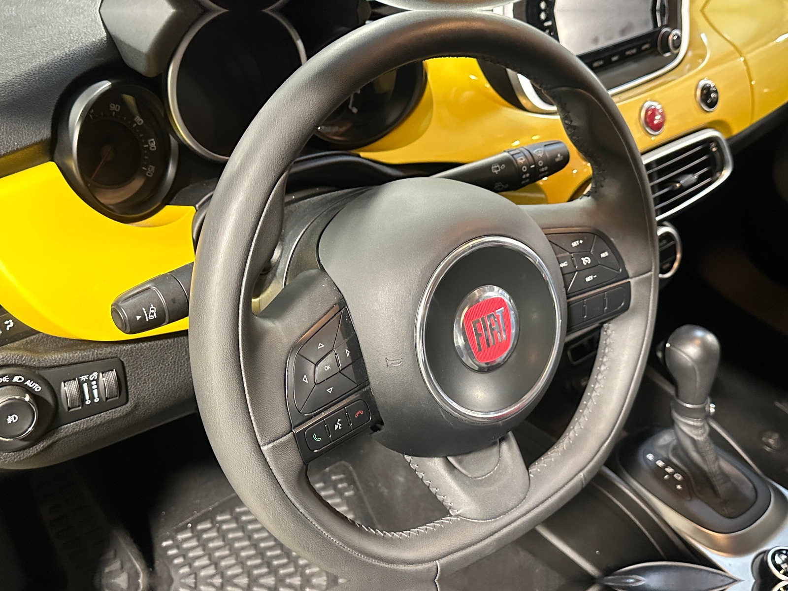 Thumbnail: 2017 Fiat 500X - 5