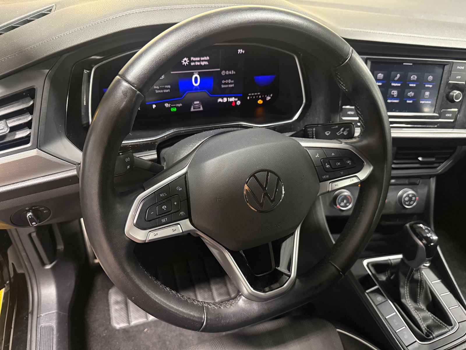 Thumbnail: 2023 Volkswagen Jetta - 5