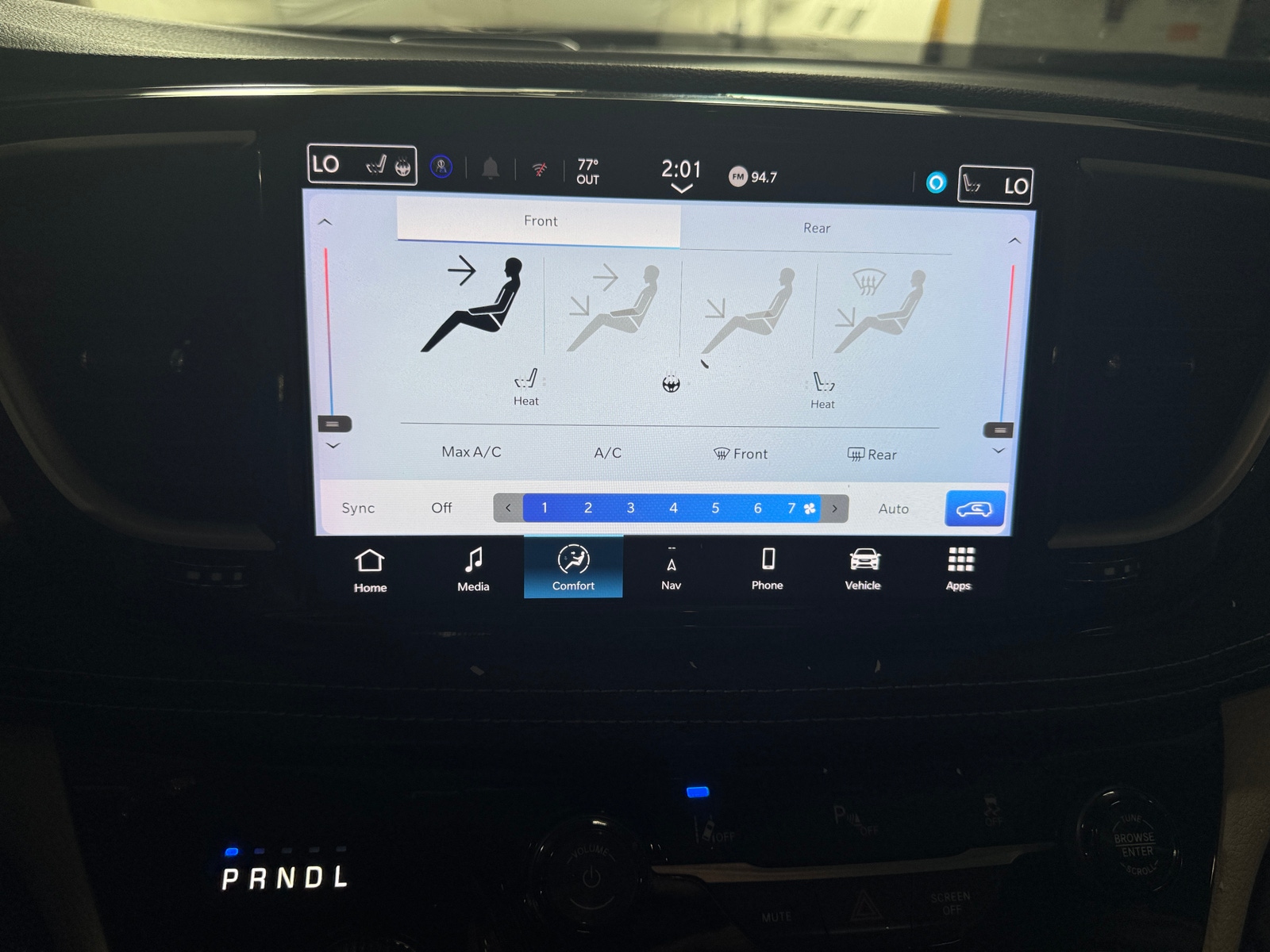Thumbnail: 2024 Chrysler Pacifica - 3