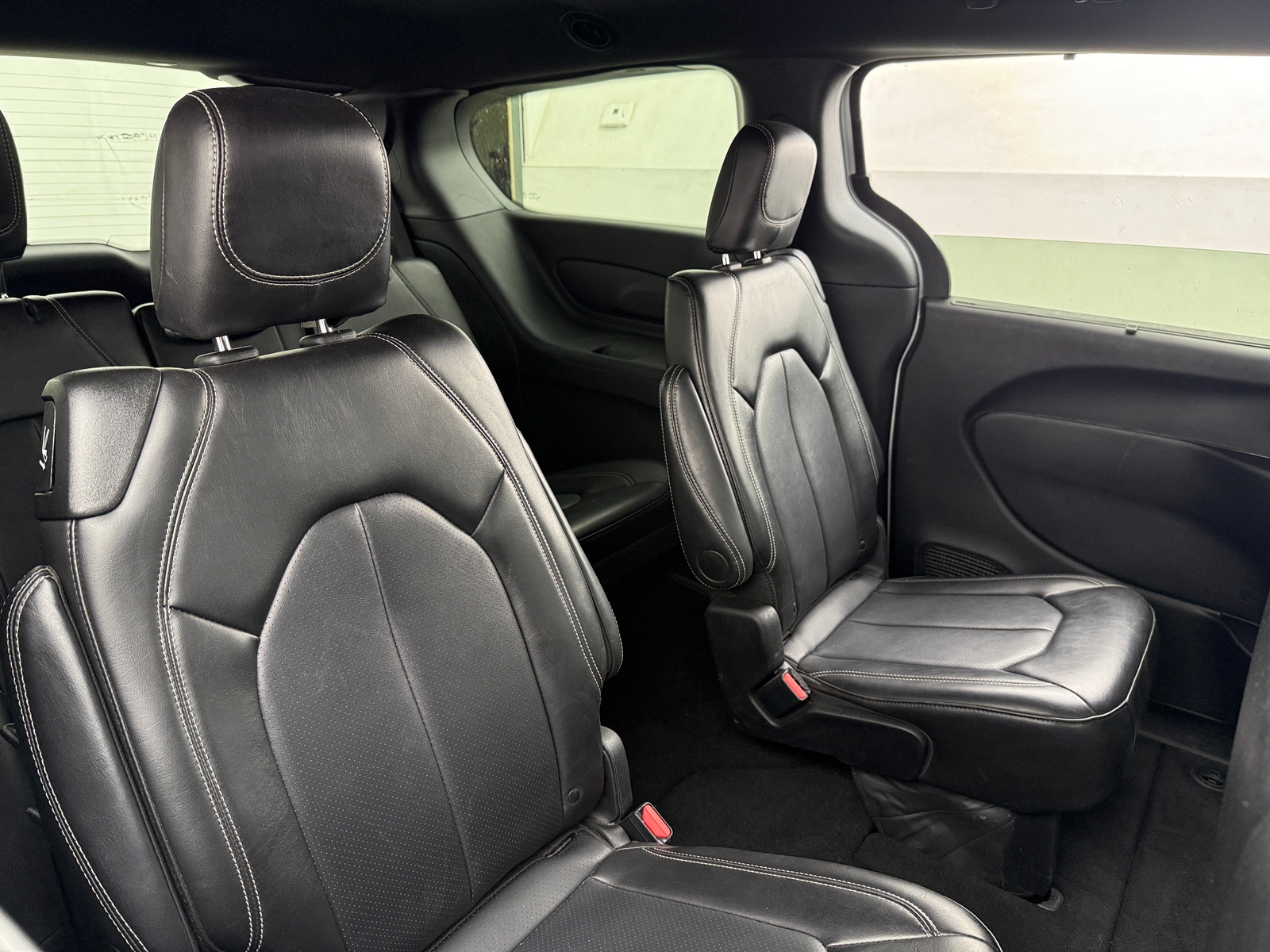 Thumbnail: 2025 Chrysler Pacifica - 5