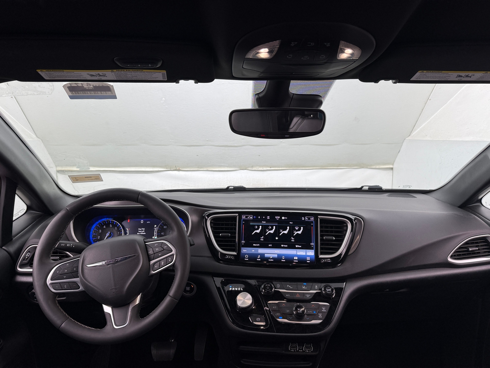 Thumbnail: 2025 Chrysler Pacifica - 2