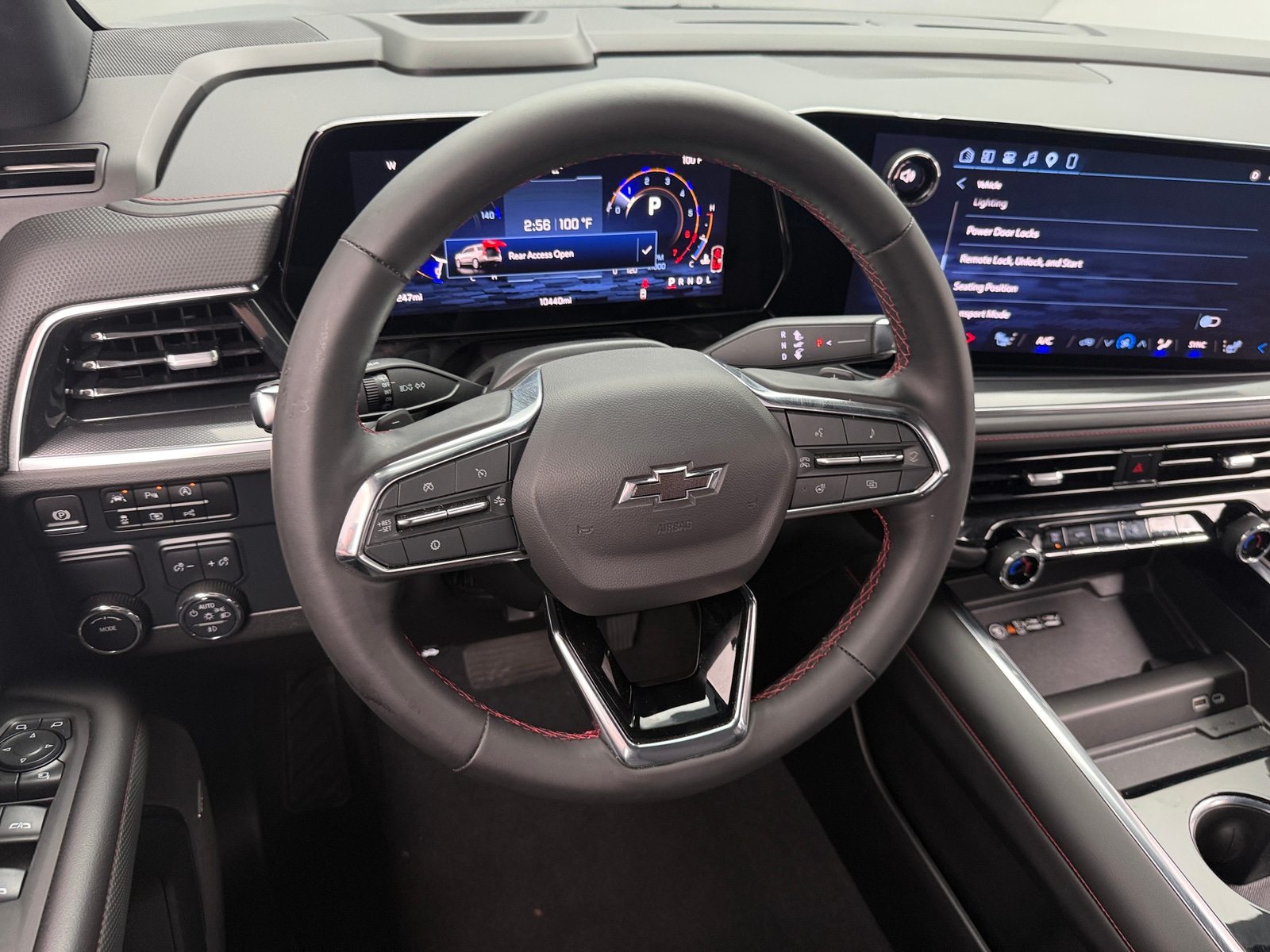 Thumbnail: 2025 Chevrolet Suburban - 4