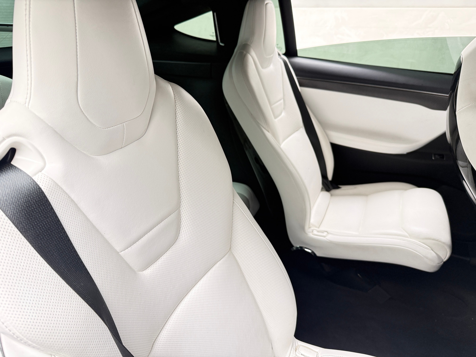 Thumbnail: 2016 Tesla Model X - 5