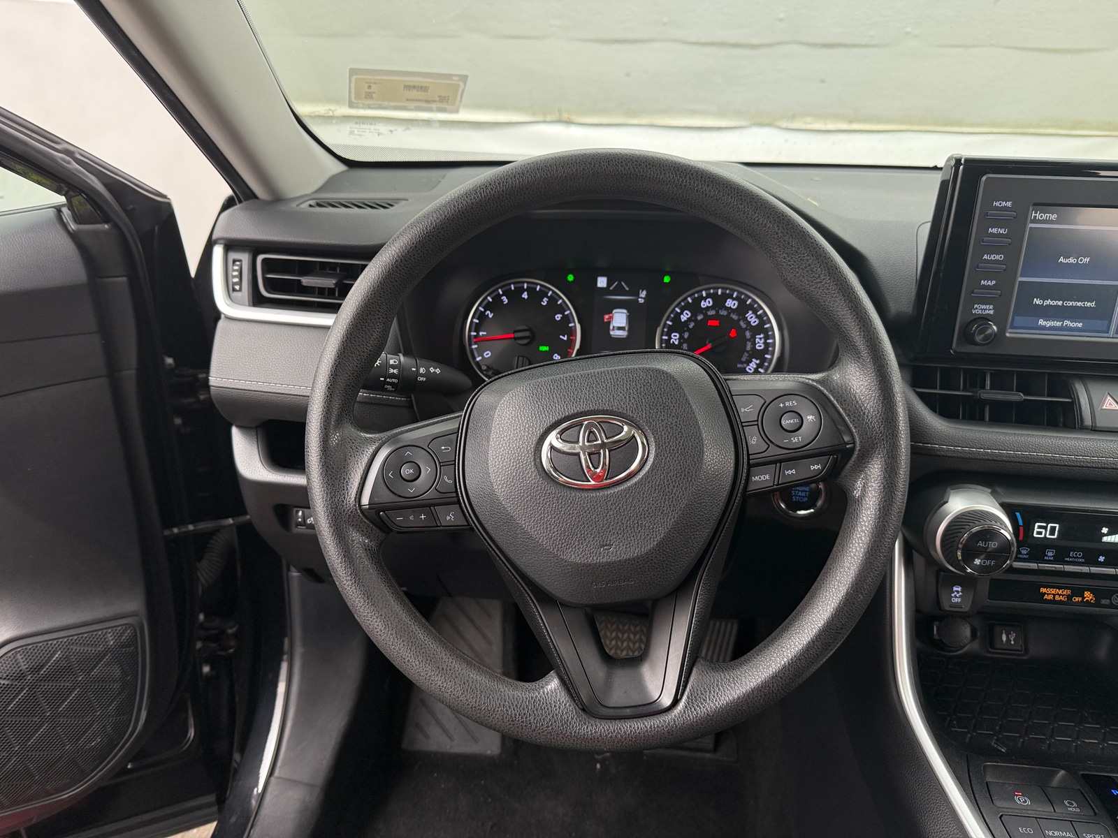 Thumbnail: 2019 Toyota RAV4 - 5