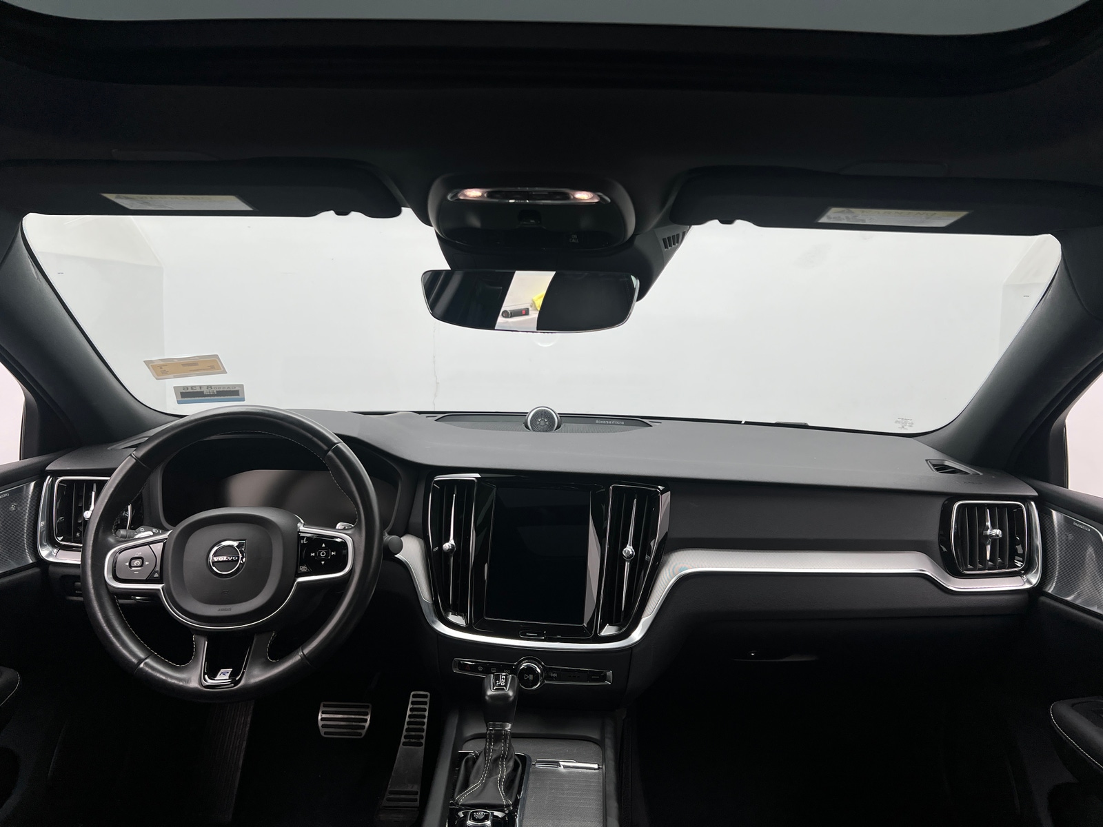 Thumbnail: 2019 Volvo S60 - 2