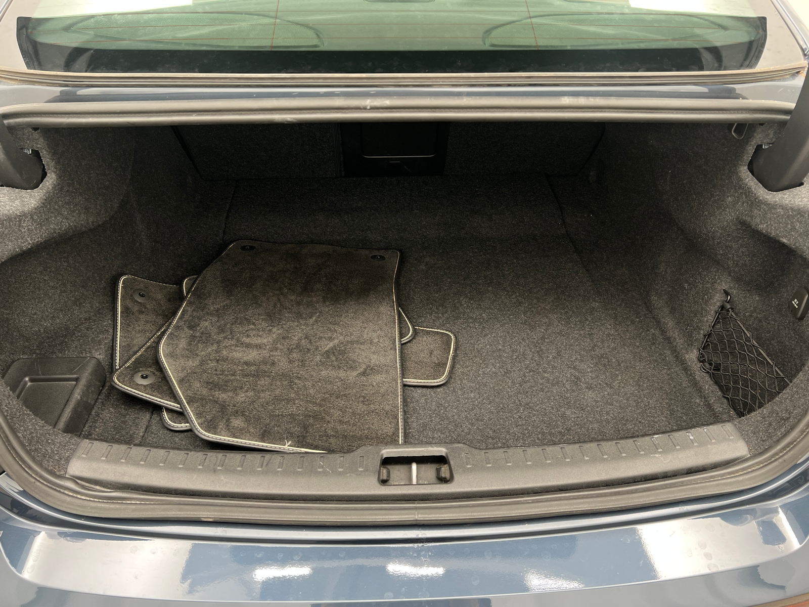 Thumbnail: 2019 Volvo S60 - 6