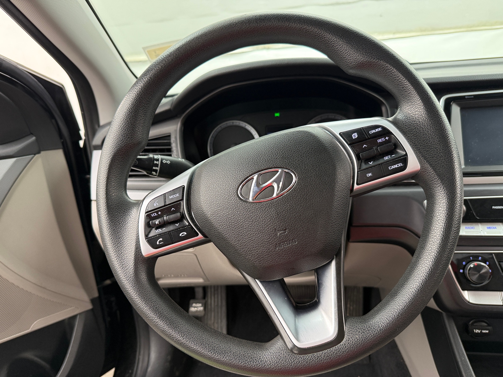 Thumbnail: 2019 Hyundai Sonata - 5