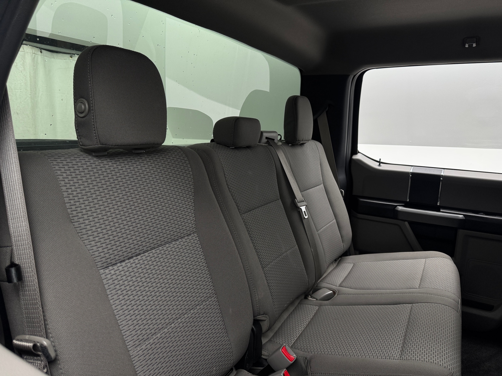 Thumbnail: 2017 Ford Econoline - 6