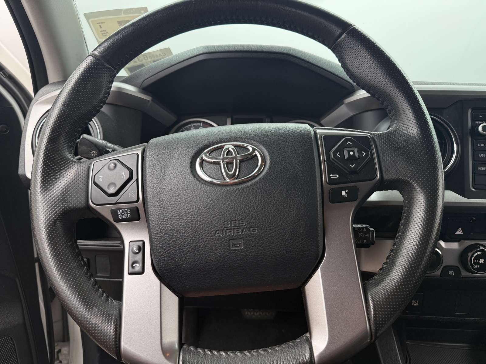 Thumbnail: 2017 Toyota Tacoma - 5