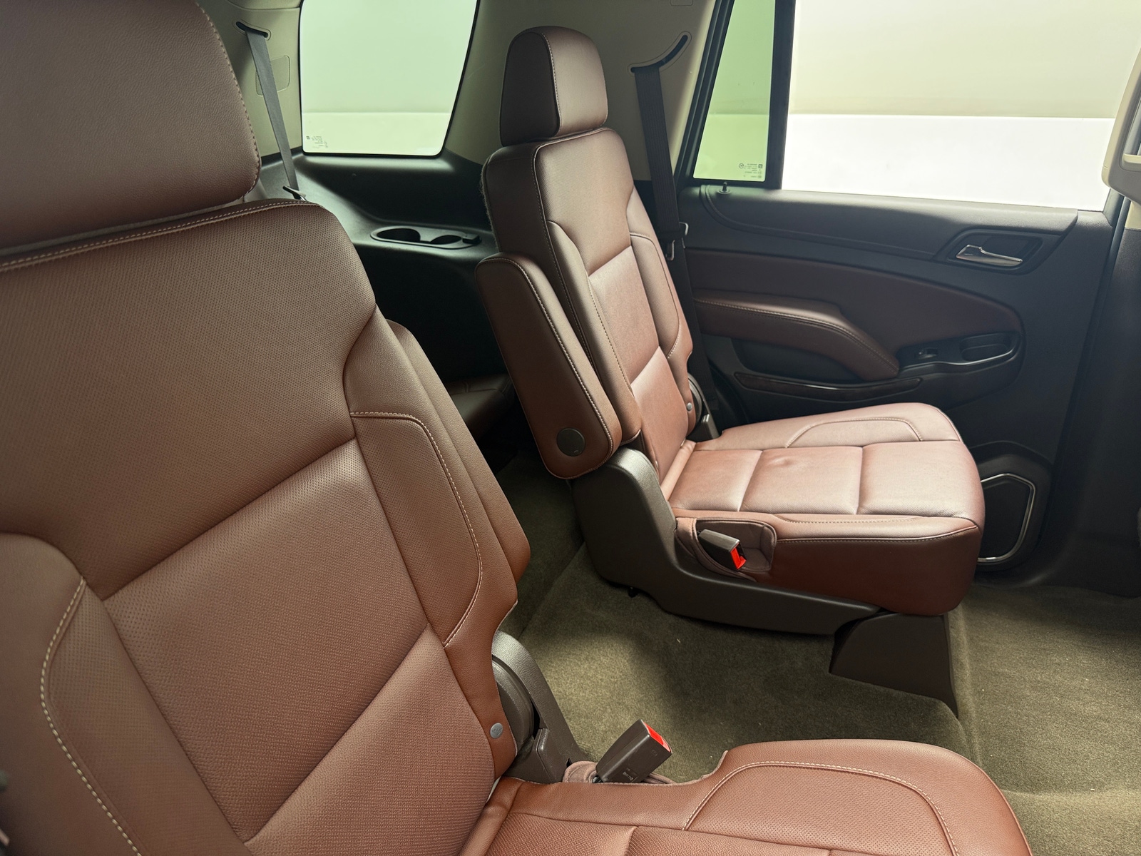 Thumbnail: 2017 Chevrolet Tahoe - 5