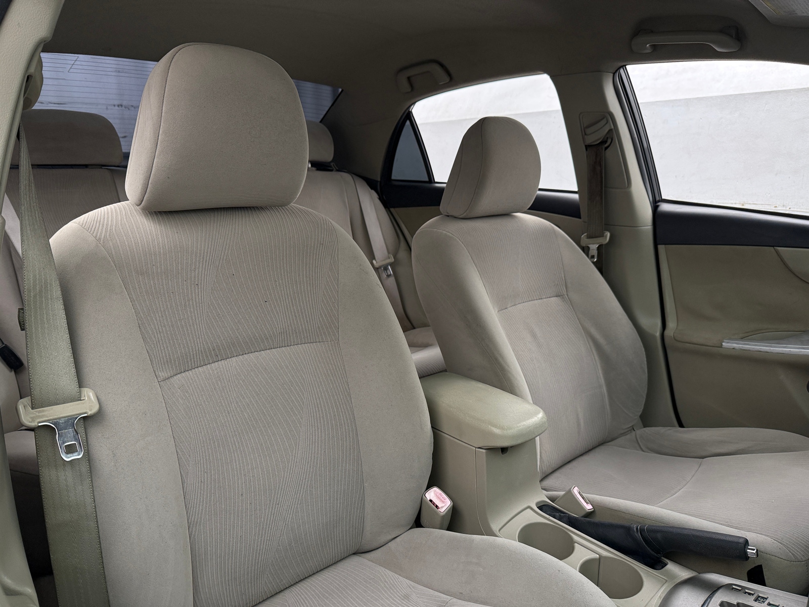 Thumbnail: 2011 Toyota Corolla - 2