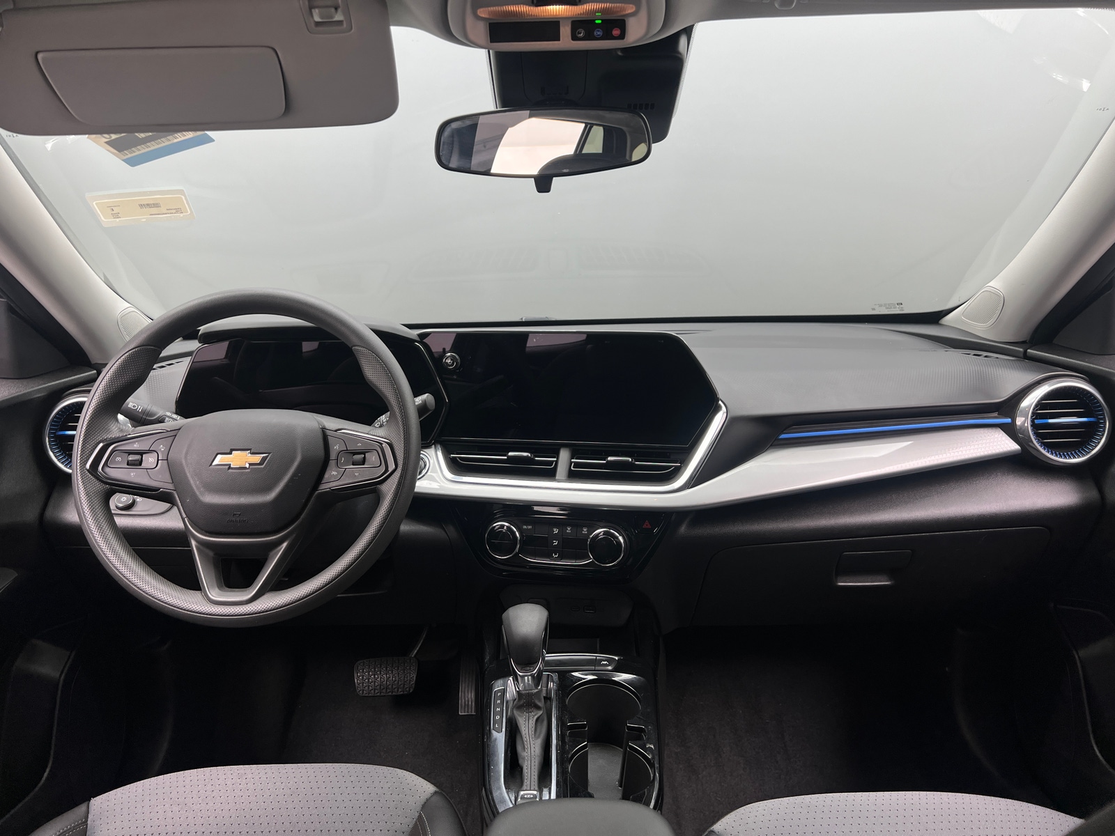 Thumbnail: 2025 Chevrolet Trax - 3