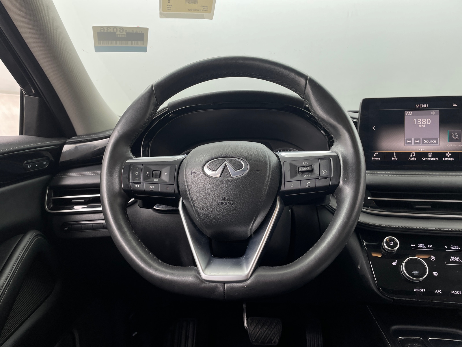 Thumbnail: 2023 INFINITI QX60 - 4