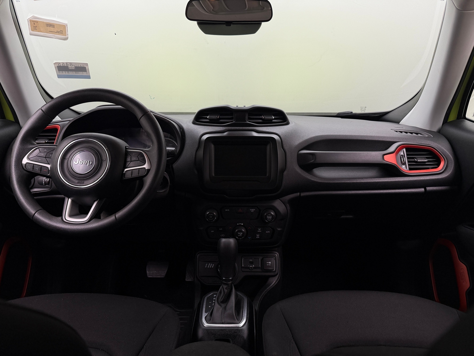 Thumbnail: 2018 Jeep Renegade - 3