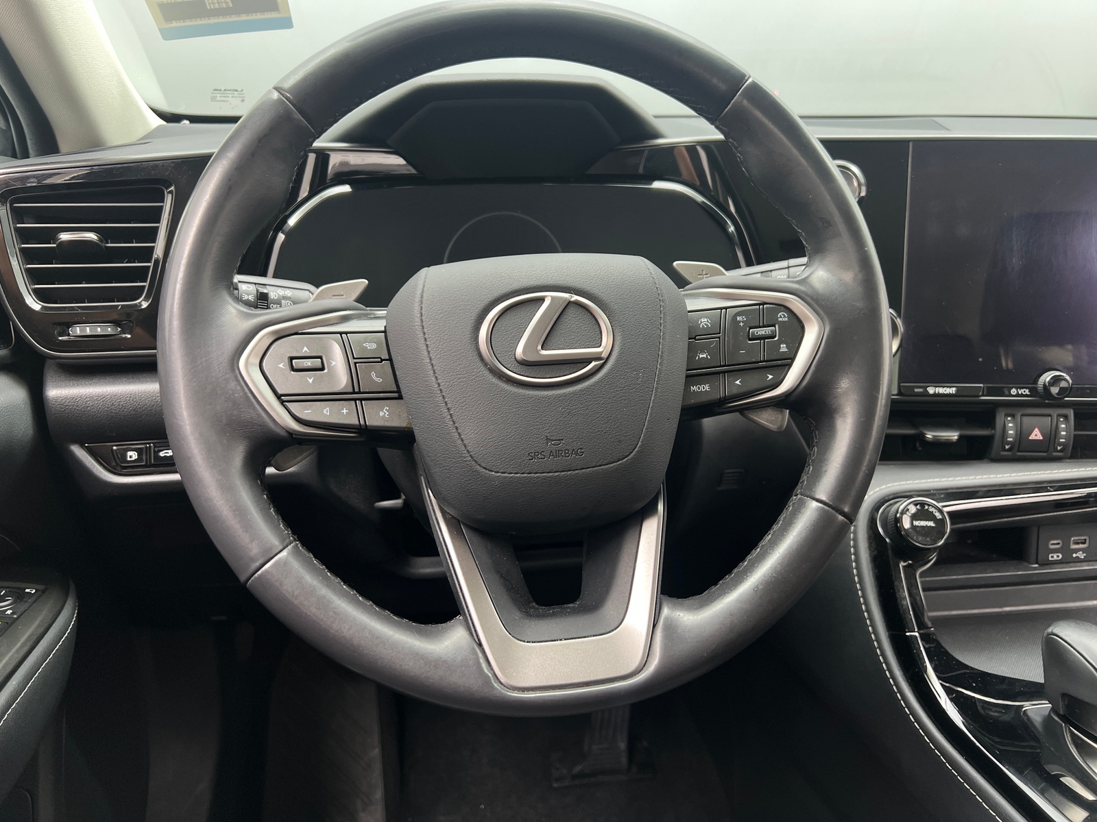 Thumbnail: 2022 Lexus NX - 4