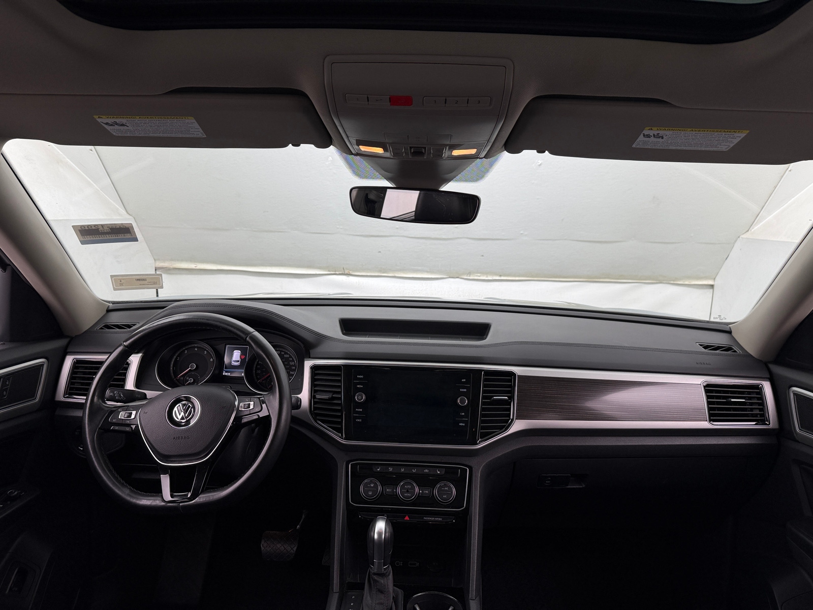 Thumbnail: 2018 Volkswagen Atlas - 3