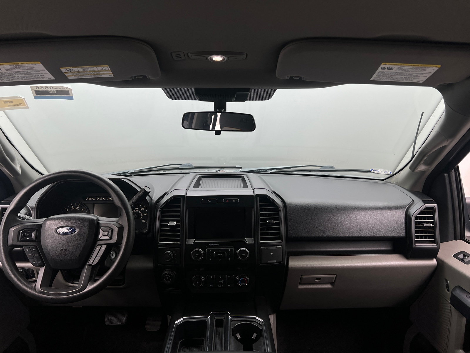 Thumbnail: 2019 Ford Econoline - 3