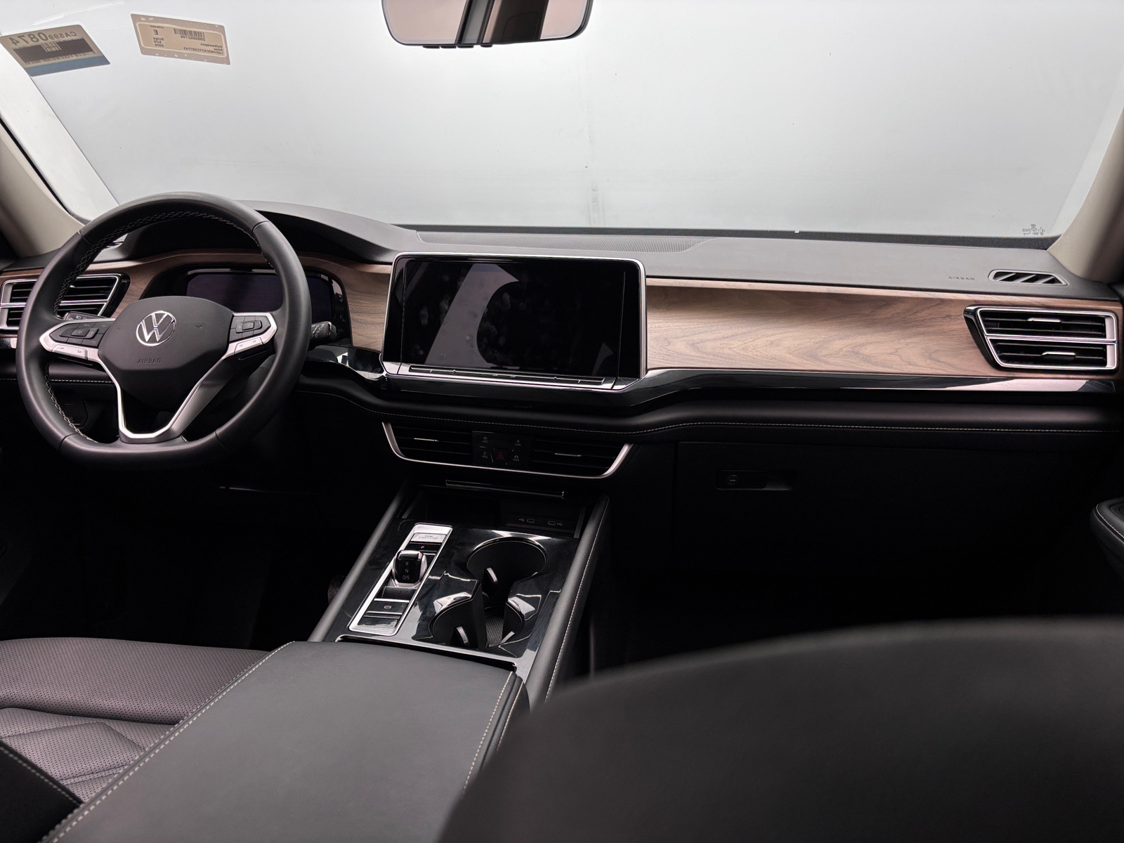 Thumbnail: 2026 Volkswagen Atlas - 2