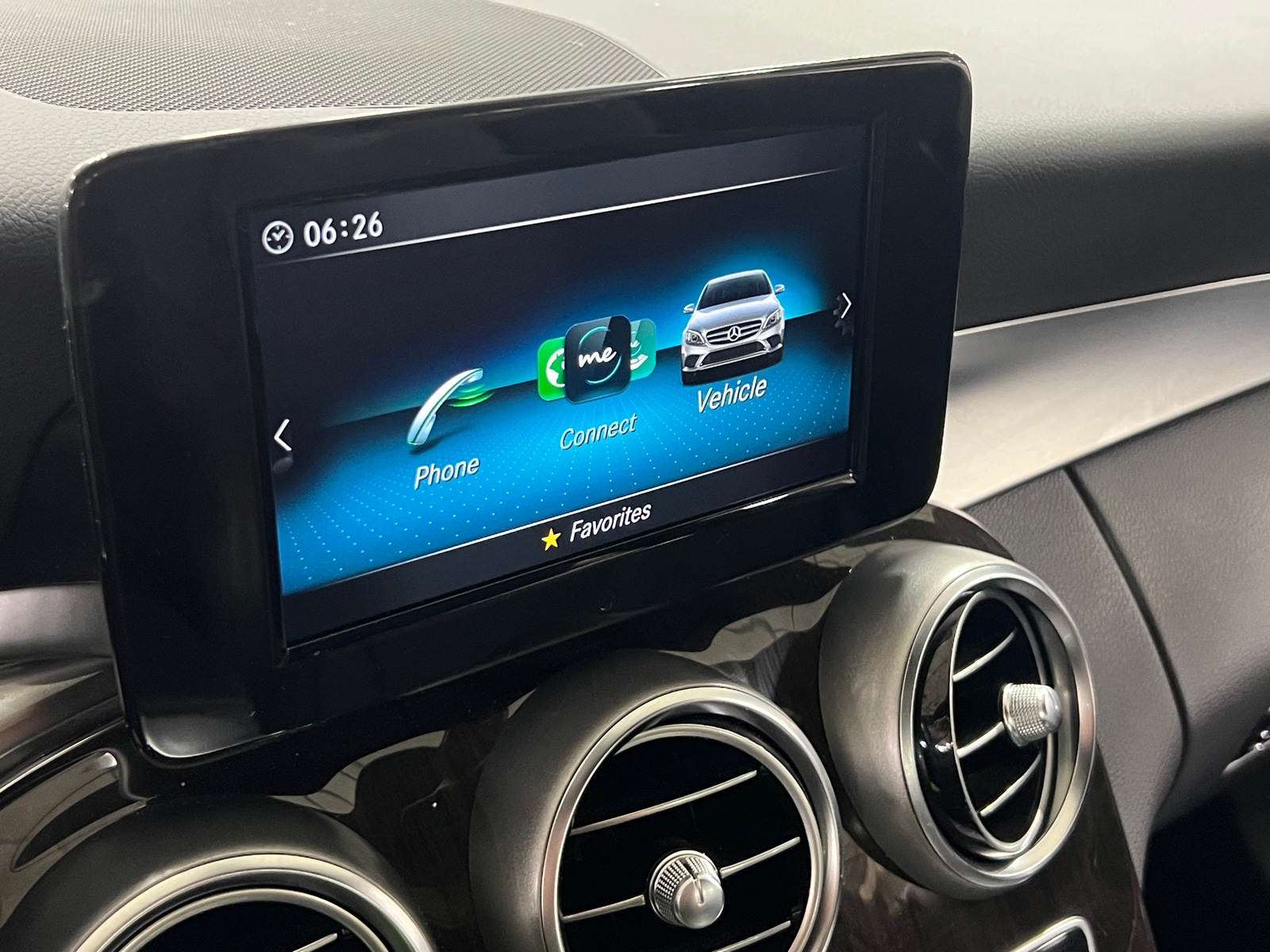 Thumbnail: 2019 Mercedes-Benz C-Class - 3