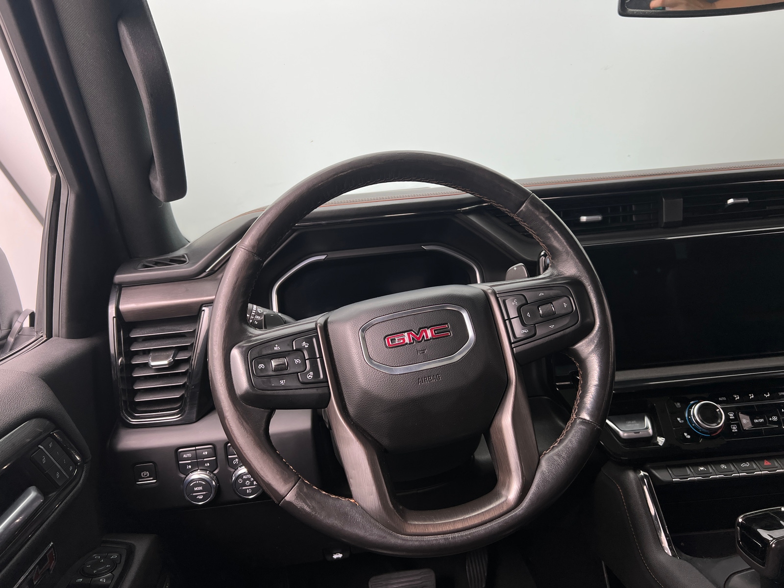 Thumbnail: 2022 GMC Sierra 1500 - 4