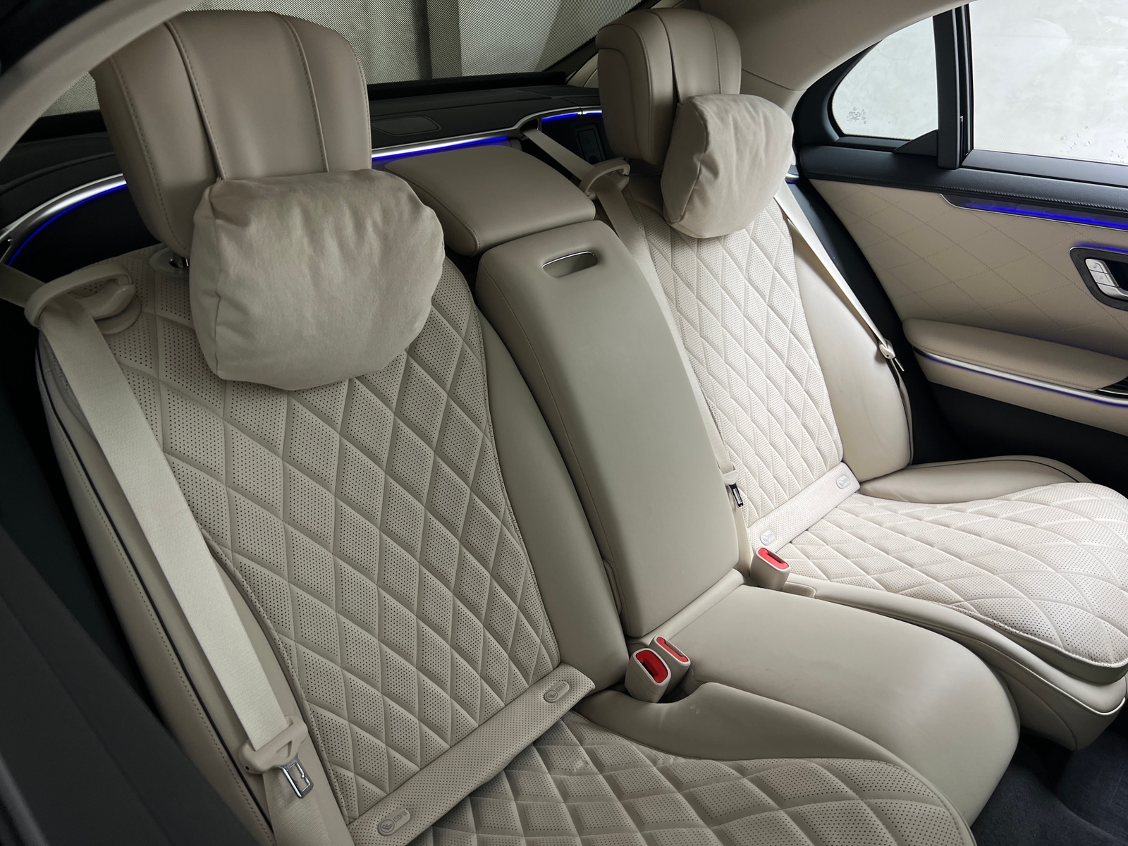Thumbnail: 2023 Mercedes-Benz S-Class - 5